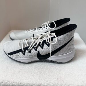 Men’s Size 13 Nike Zoom Evidence
